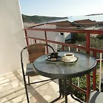 Lucija Fuer 2 Personen By Interhome Appartamento *