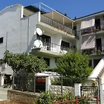 Lucija Fuer 2 Personen By Interhome Appartamento