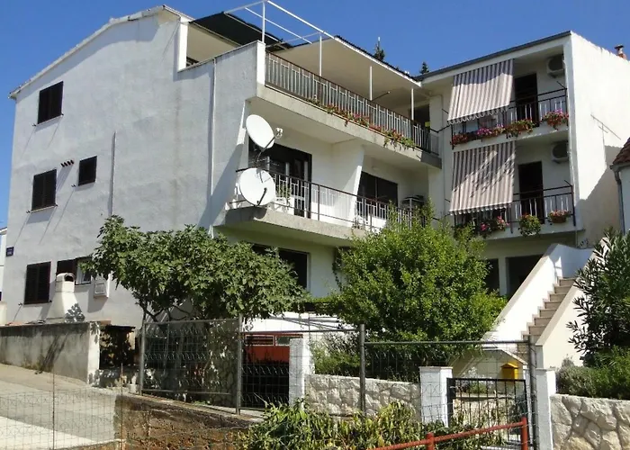 Lucija Fuer 2 Personen By Interhome Apartment